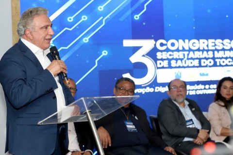 Durante congresso de secretarias municipais, governador Laurez Moreira anuncia liberação de R$ 10 milhões para fortalecer a saúde pública do Tocantins